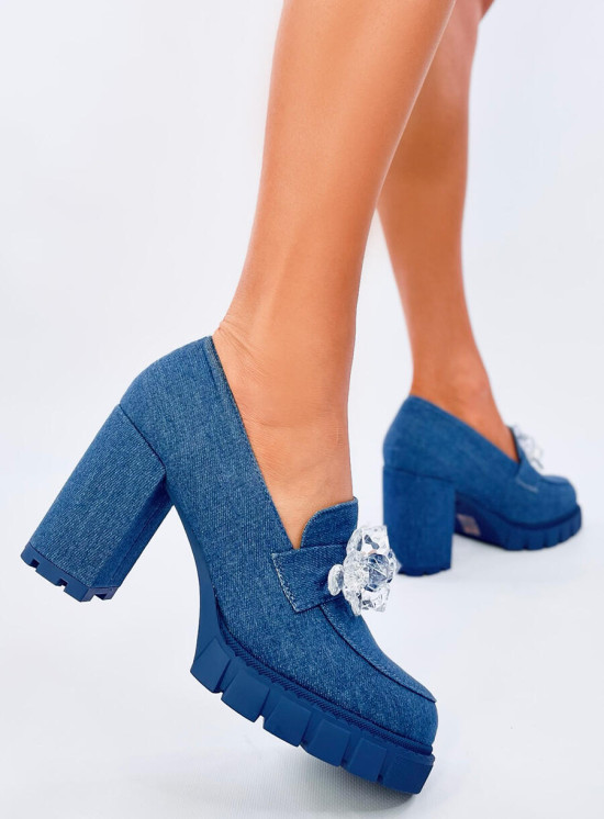 Mokassins mit Absatz und Kristallen Blau