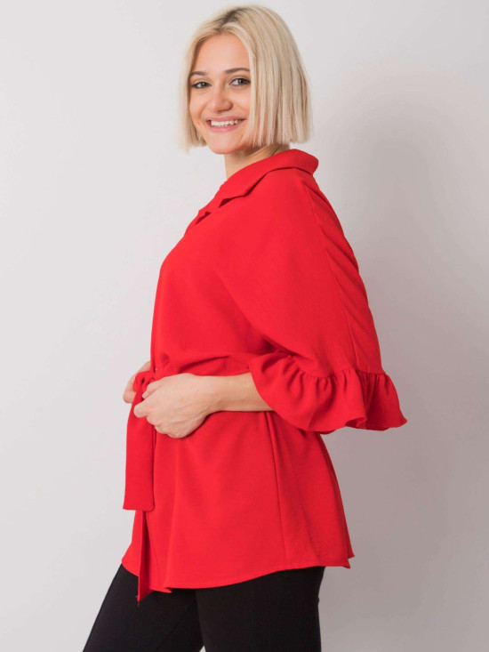 Stilvolle rote Bluse mit Rüschen