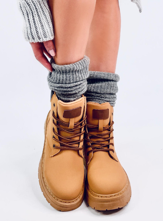 Schnürstiefelette für den Winter Camel