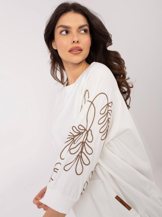Elegante Bluse mit 3/4-Ärmeln in Ecru