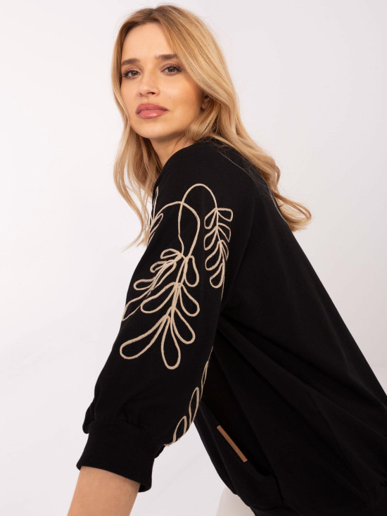 Stilvolle schwarze Bluse mit 3/4-Ärmeln