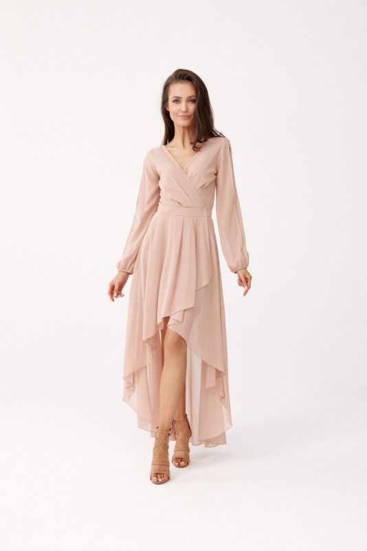 Asymmetrisches Kleid mit langen Ärmeln in Cappuccino