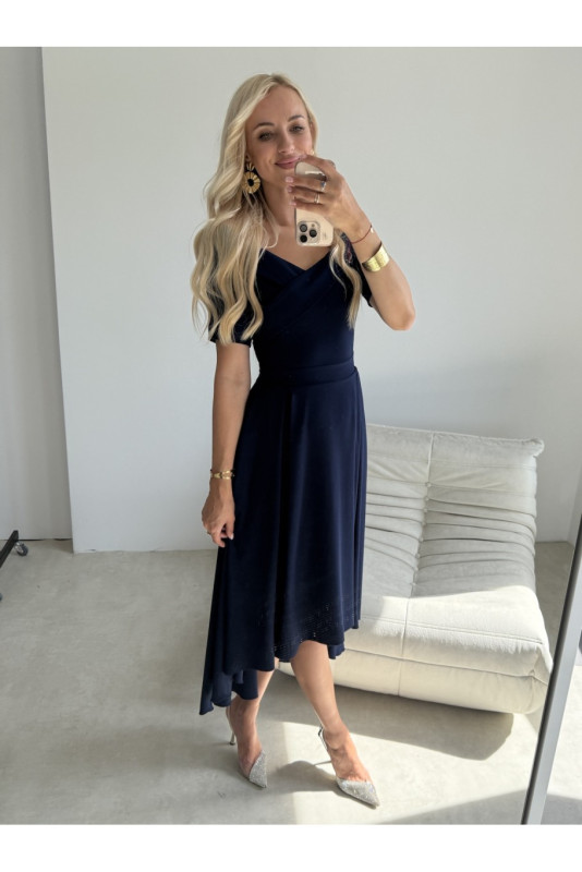 Dunkelblaues Midi-Kleid mit asymmetrischem Ausschnitt