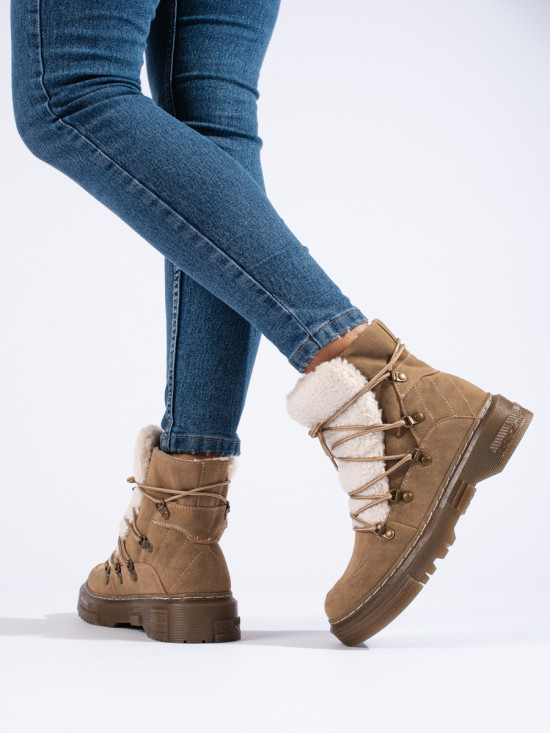 Beige Damen Schneestiefel mit Lammfell Shelovet