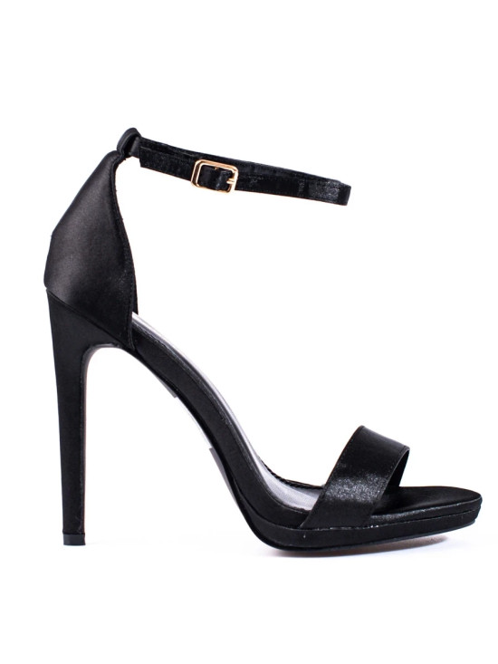 Elegante schwarze Sandalen mit Absatz