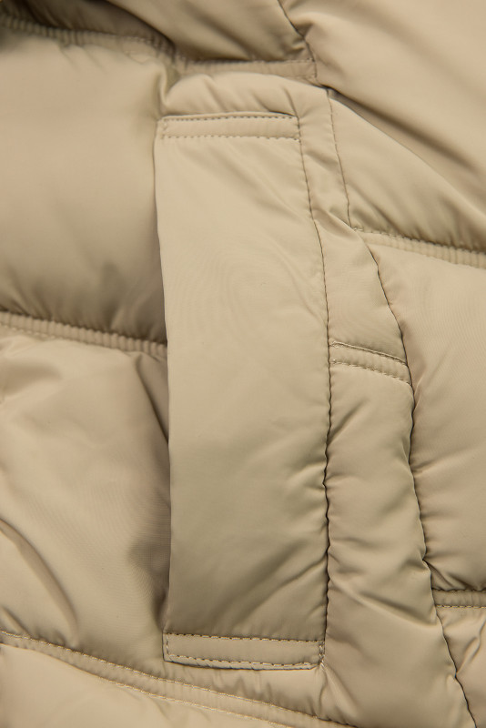 Winterjacke mit Gürtel und Kunstfell Hellbeige