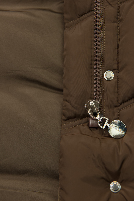 Winterjacke mit Gürtel und Kunstfell Braun