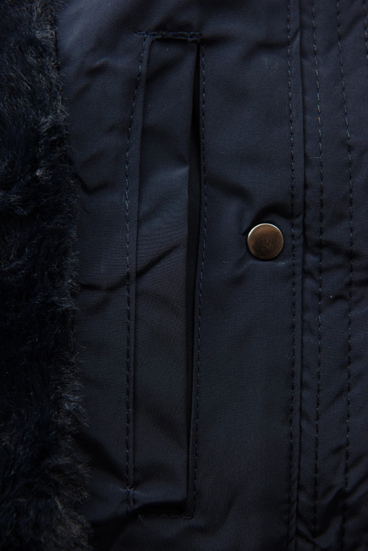 Winterjacke mit großer Kapuze Dunkelblau