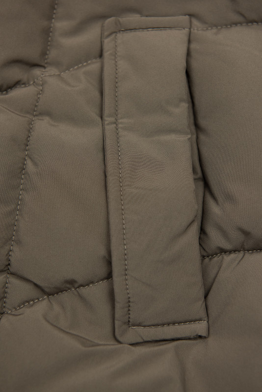 Steppjacke für den Winter Taupe