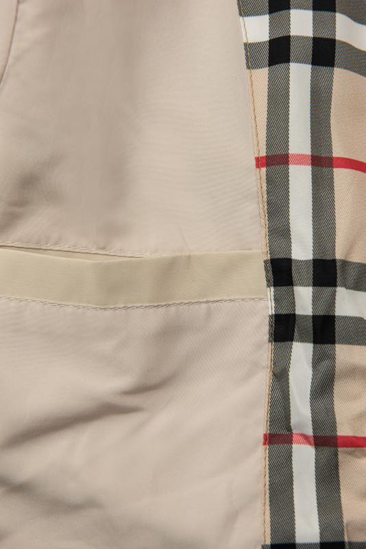 Trenchcoat mit Karo-Details Ecru