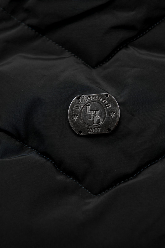 Jacke mit gestepptem Design schwarz