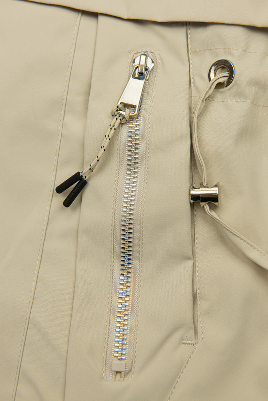 Verlängerter Parka s Print in der Kapuze Hellbeige