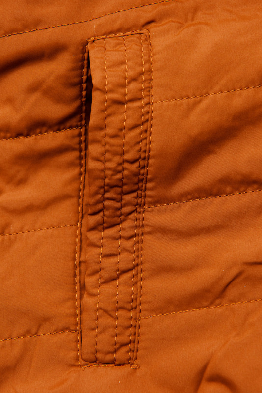 Wendejacke mit abnehmbarer Kapuze Schwarz/Terrakotta