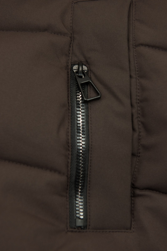 Schokoladenbraune Damen-Winterjacke mit Kapuze STORM