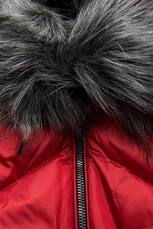 Steppjacke mit Glanz rot