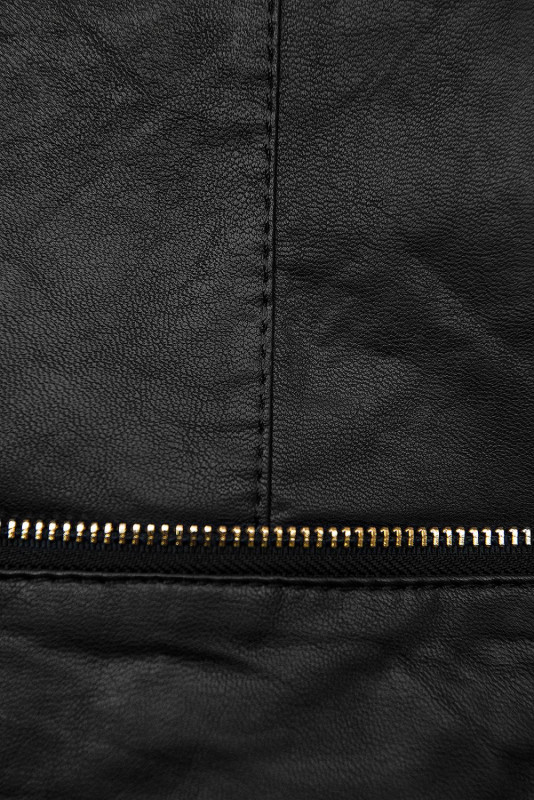 Kurzjacke aus weichem Lederimitat schwarz