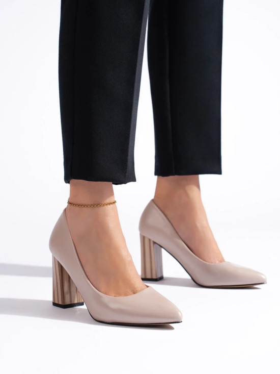 Beige Pumps mit Blockabsatz