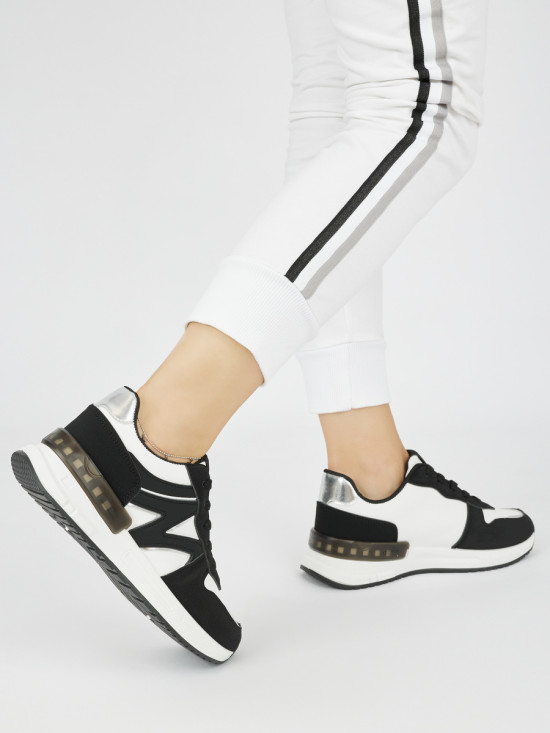 Schwarze bequeme Damensneaker