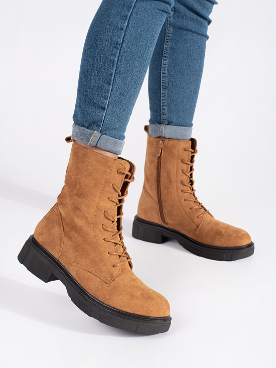 Hellbraune gefütterte Stiefeletten