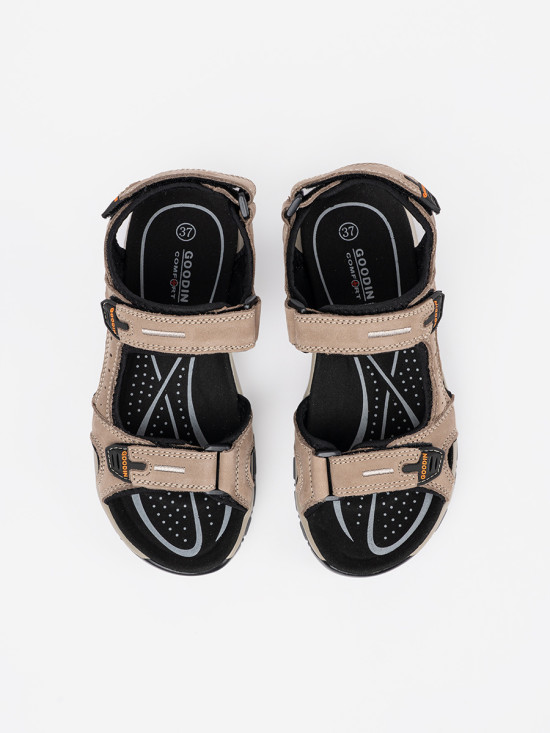 Braune Sportsandalen – Komfort und Stil für jeden Tag