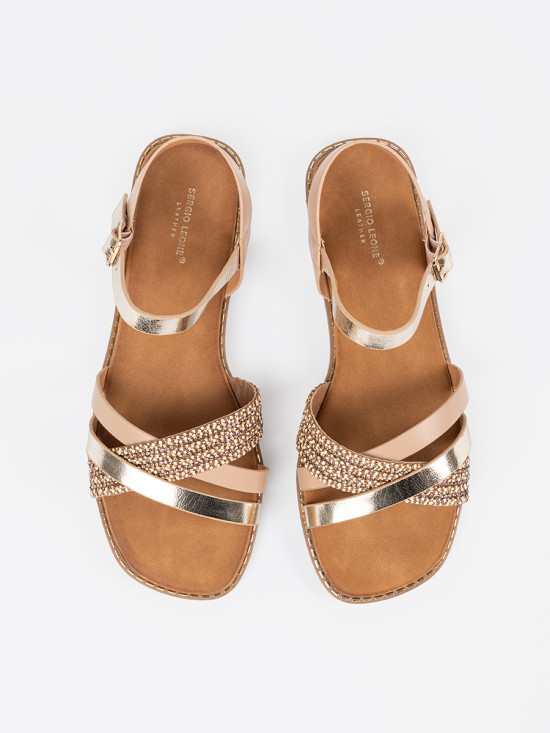 Goldene Damen Sandalen mit flachem Absatz