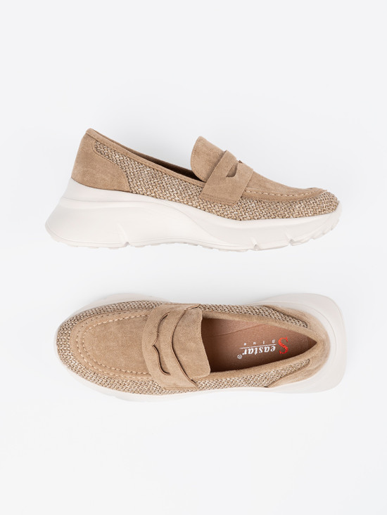 Beige Halbschuhe mit dicker Sohle