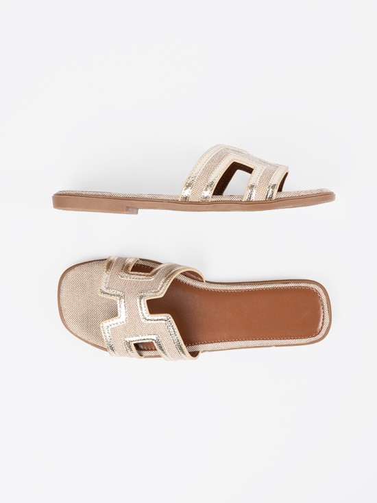 Goldene Slipper mit flachem Absatz