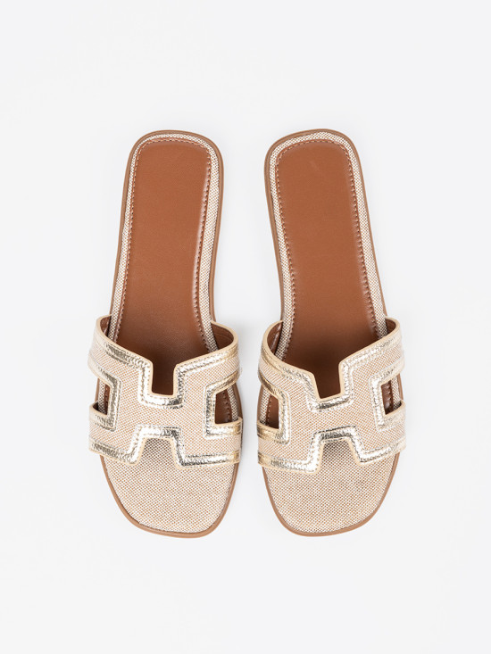Goldene Slipper mit flachem Absatz
