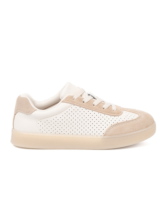 Helle beige durchbrochene Sneakers