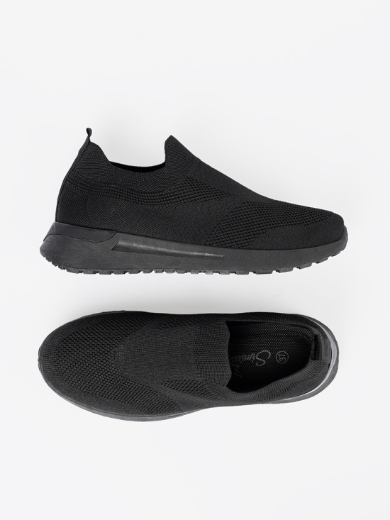 Schwarze Slip-On Sneakers