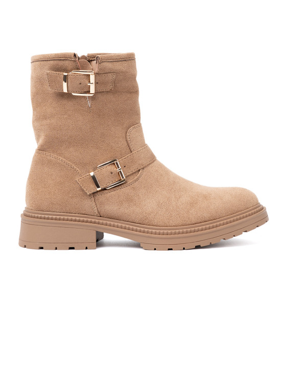 Karamellfarbene Stiefelette mit goldenen Zierschnallen