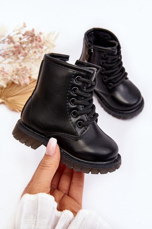 Schwarze Stiefelette aus Kunstleder mit Reißverschluss
