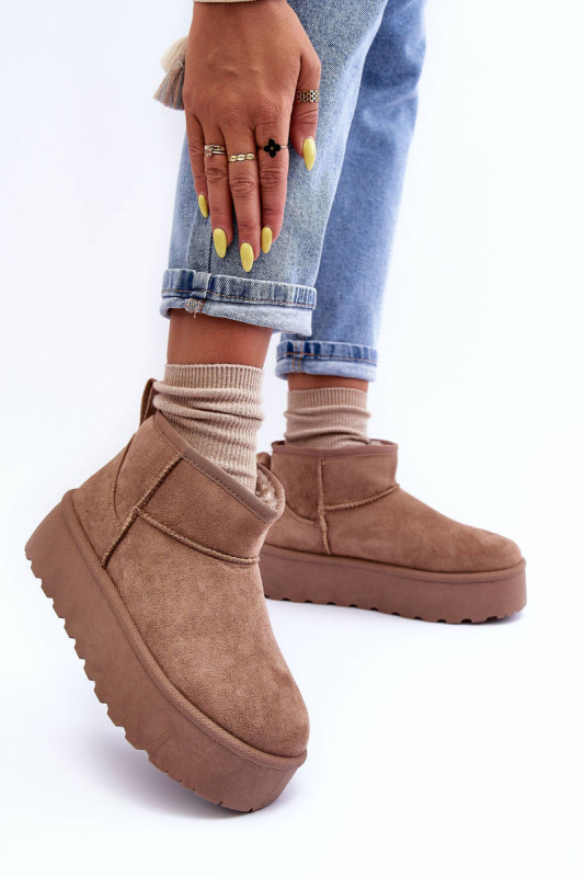 Beige Schneestiefel aus Veloursleder mit Plateau