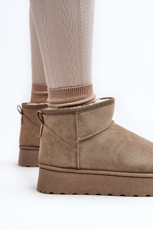 Gefütterte grüne Schneestiefel mit Plateausohle und Wildleder-Optik