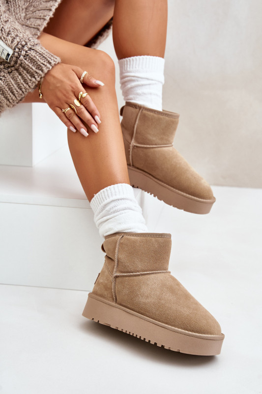 Beige Schneestiefel aus Veloursleder mit Plateau