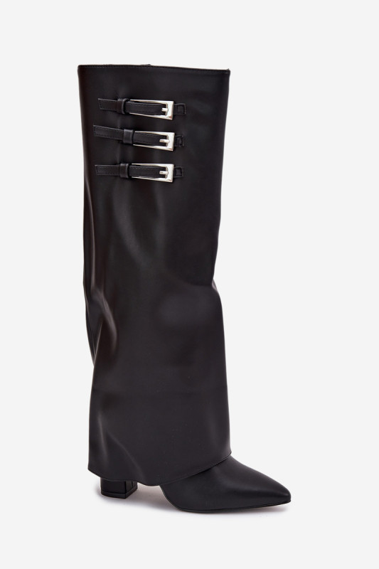 Schwarze Stiefel mit Blockabsatz, umgeschlagenem Schaft und Riemen mit Schnallen