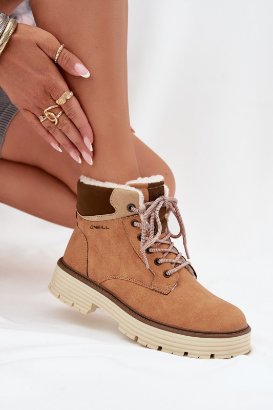Gefütterte braune Stiefelette aus Kunstleder