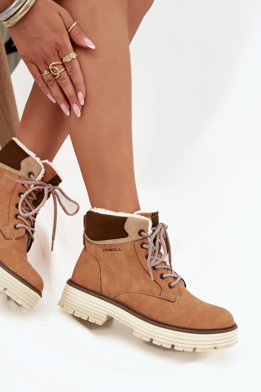 Gefütterte braune Stiefelette aus Kunstleder