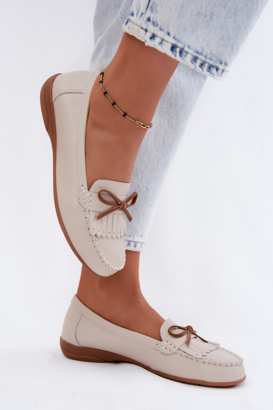 Beige Mokassins aus Naturleder