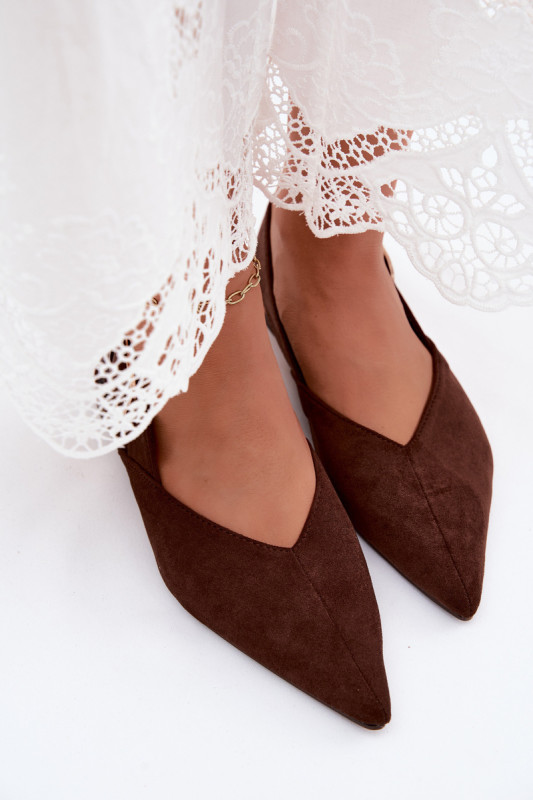 Braune Ballerina mit Schnalle aus Velourslederimitat