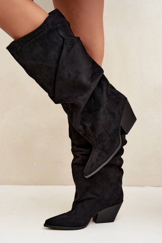 Stiefeletten aus Veloursleder mit gerafftem Schaft und Absatz, schwarz