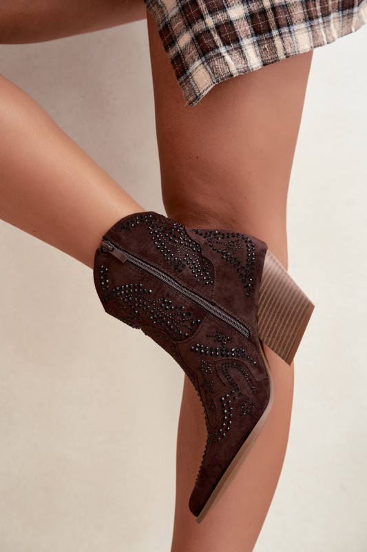 Stiefelette mit schwarzer Verzierung, braune Wildlederoptik