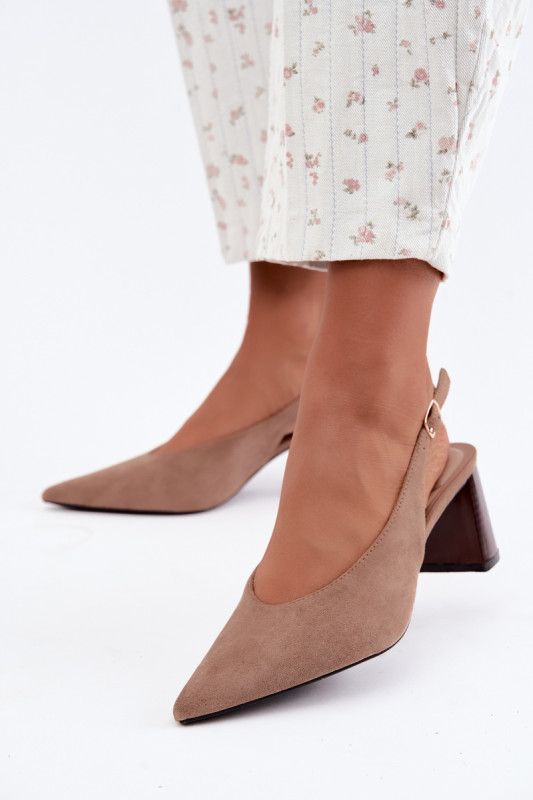 Beige Pumps mit offener Ferse und Blockabsatz