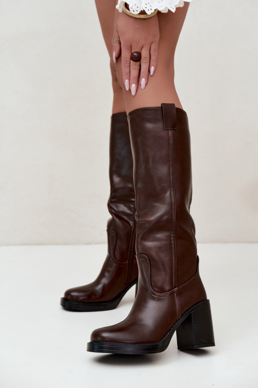 Gefütterte braune Stiefel mit Blockabsatz aus Kunstleder