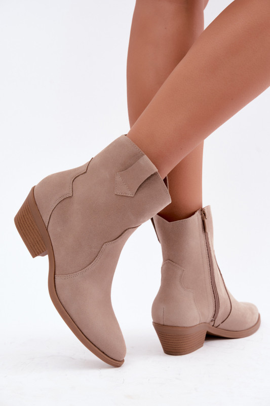 Beige Stiefelette aus Wildleder mit Blockabsatz