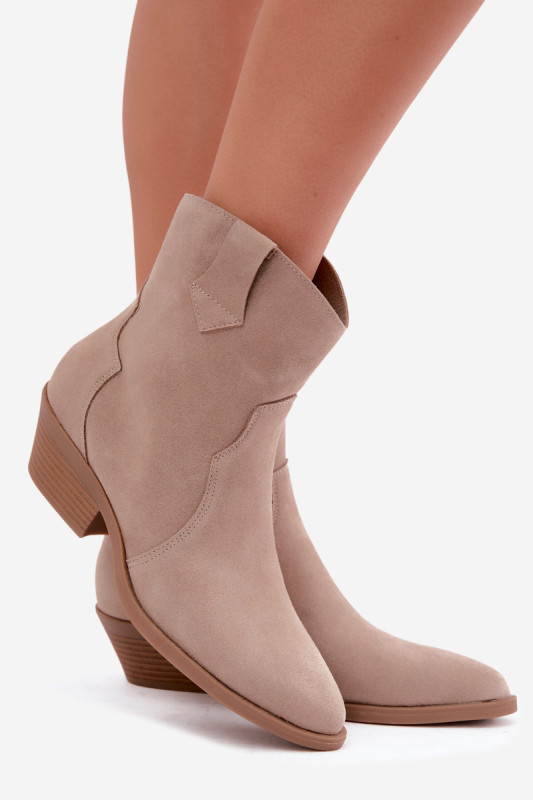 Beige Stiefelette aus Wildleder mit Blockabsatz