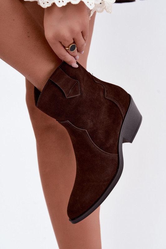 Stiefelette aus Wildleder mit Blockabsatz, braun