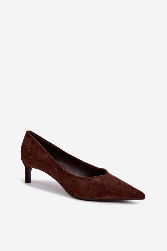 Pumps mit spitzer Kappe aus braunem Veloursleder
