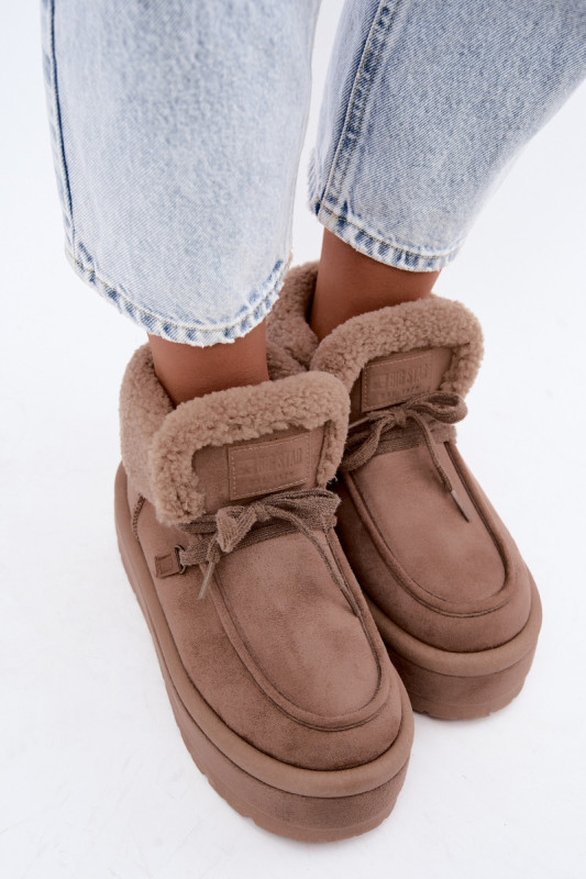 Beige Schneestiefel mit Kunstfell und Plateausohle