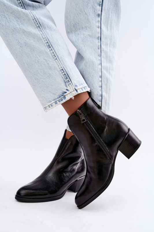 Gefütterte Stiefelette mit Blockabsatz, schwarz, Kunstleder
